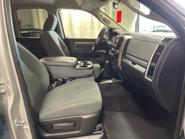 Used 2017 RAM 1500 Classic SLT RWD image 23