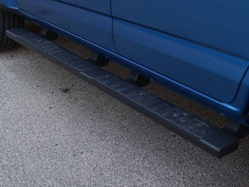 Used 2021 Chevrolet Colorado W/T w/ Custom Special Edition image 33