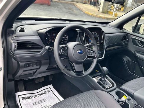 Used 2025 Subaru Forester Premium image 10