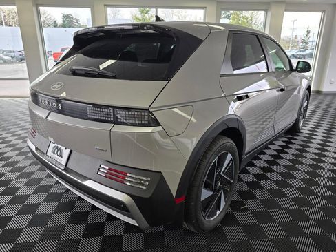 New 2026 Hyundai Ioniq 5 SE image 5