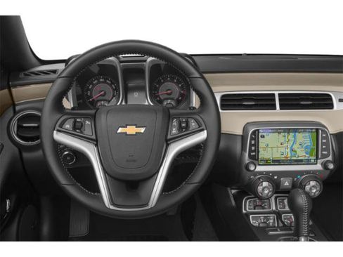 Used 2015 Chevrolet Camaro LT RWD image 9