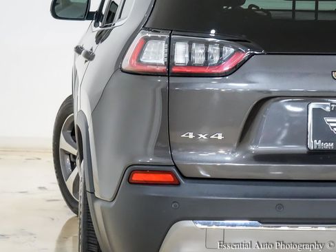 Used 2019 Jeep Cherokee Limited AWD/4WD image 8