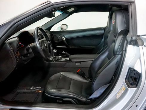 Used 2012 Chevrolet Corvette Grand Sport w/ 3LT Preferred Equipment Group RWD image 8