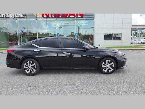 Used 2022 Nissan Altima 2.5 S FWD image 35