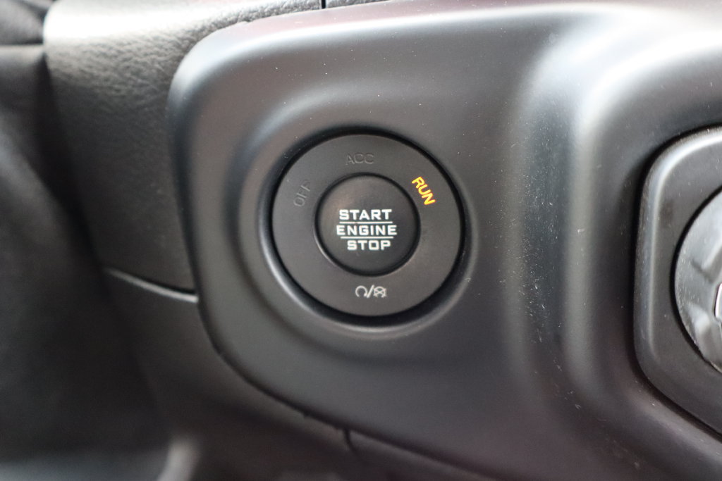 Used 2020 Jeep Gladiator Rubicon AWD/4WD image 31