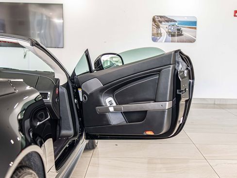Used 2010 Aston Martin V8 Vantage Roadster RWD image 33