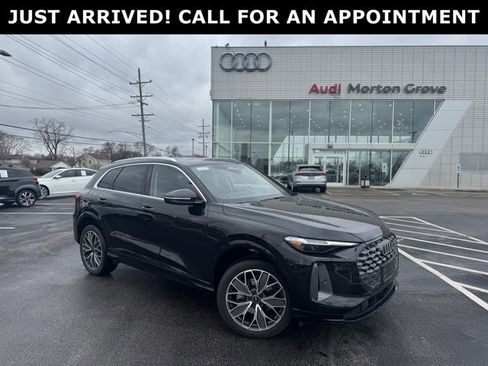 Used 2025 Audi Q5 Premium Plus w/ Premium Plus image 1