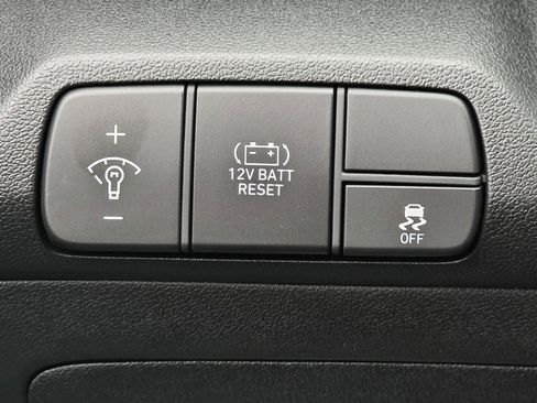 New 2026 Hyundai Elantra Sport image 33