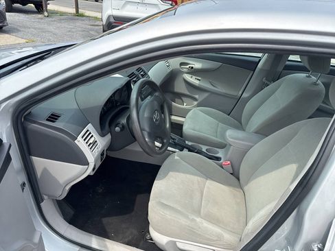 Used 2013 Toyota Corolla L FWD image 7