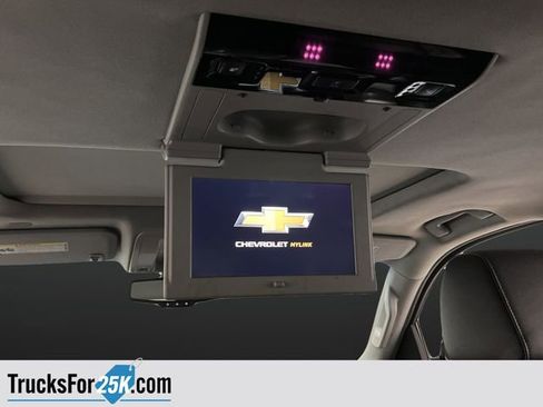 Used 2017 Chevrolet Suburban Premier image 13
