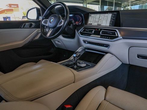 Used 2022 BMW X6 xDrive40i w/ Executive Package AWD/4WD image 36