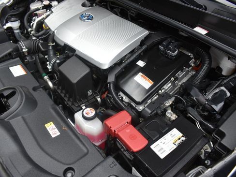 Used 2022 Toyota Prius LE FWD image 49