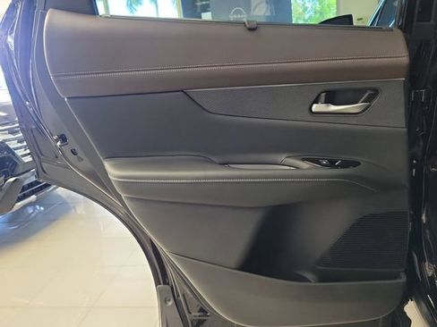 Used 2025 Nissan Murano Platinum w/ Cargo Package AWD/4WD image 10