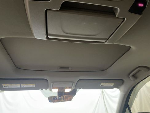 Certified 2022 Honda Pilot Touring image 22