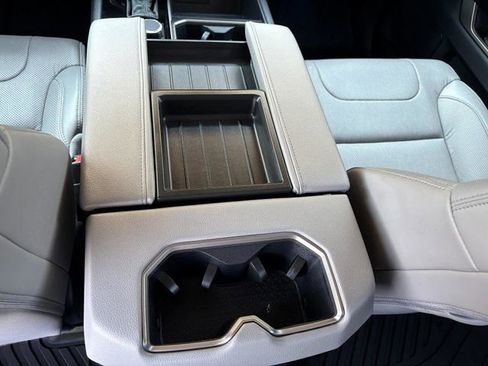 Used 2024 Toyota Tundra Limited image 30