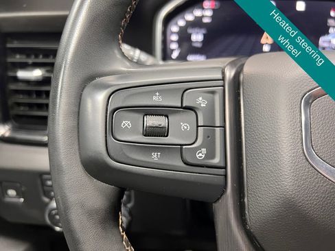 Used 2024 GMC Sierra 2500 AT4 w/ AT4 Preferred Package image 9