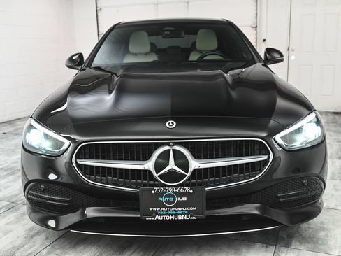 Used 2022 Mercedes-Benz C 300 4MATIC Sedan image 2
