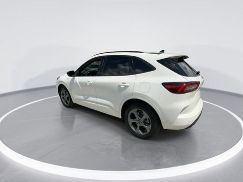 Used 2024 Ford Escape ST-Line w/ Tech Pack #1 FWD image 6