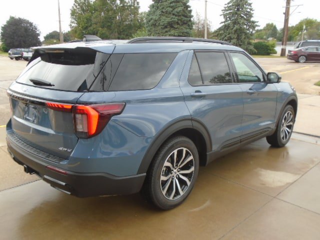 New 2026 Ford Explorer ST-Line AWD/4WD image 10
