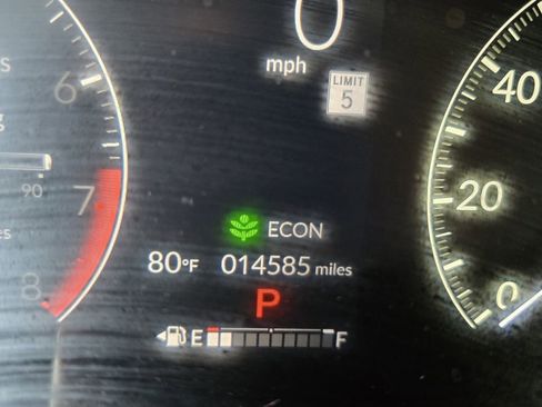 Used 2024 Honda HR-V Sport image 24