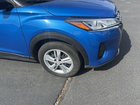 Used 2024 Nissan Kicks S image 12