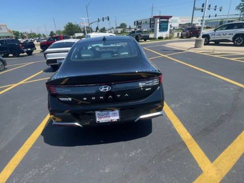 Used 2025 Hyundai Sonata SEL FWD image 9