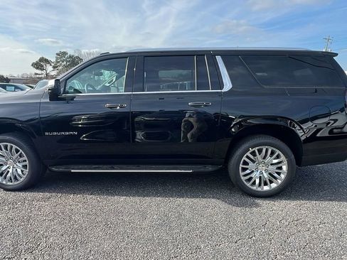 New 2026 Chevrolet Suburban Premier w/ Sun And Tow Package image 8