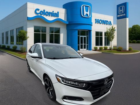 Used 2019 Honda Accord Sport image 9