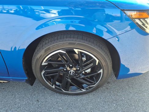 New 2026 Nissan Sentra SR w/ SR Premium Package image 4