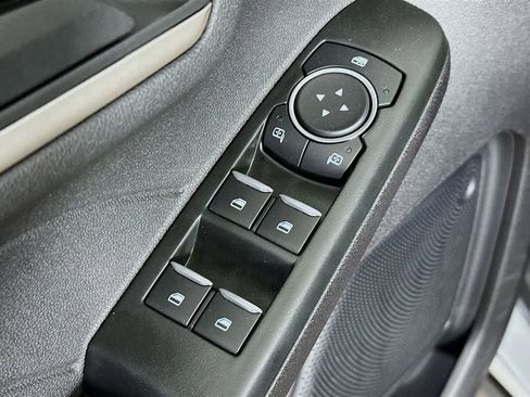 Certified 2022 Ford Escape SE image 28