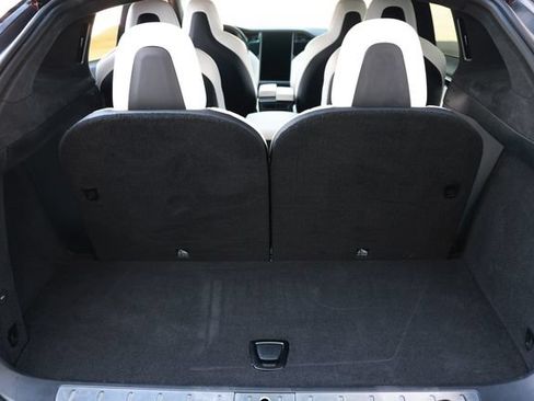 Used 2018 Tesla Model X 100D AWD/4WD image 26