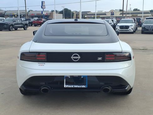 Used 2024 Nissan Z Sport w/ Floor Mat Package RWD image 8