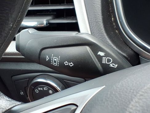 Used 2020 Ford Fusion SE FWD image 26