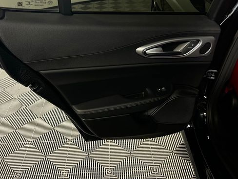 Used 2024 Alfa Romeo Giulia Ti w/ Performance Driving Package image 26