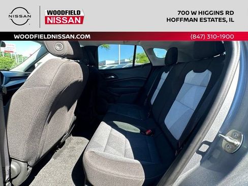 Used 2024 Chevrolet Trax LS FWD image 30