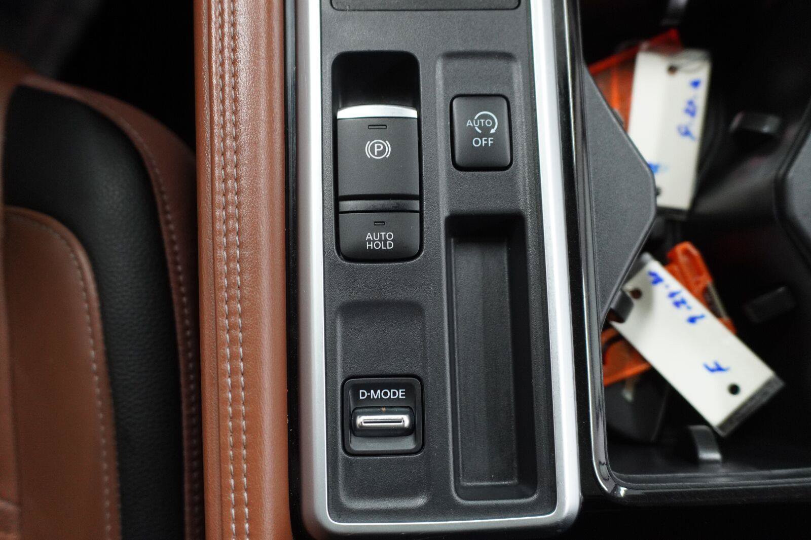 Used 2024 Nissan Pathfinder Platinum w/ Cargo Package FWD image 22