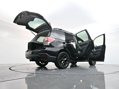 Used 2018 Subaru Forester 2.5i Premium image 40