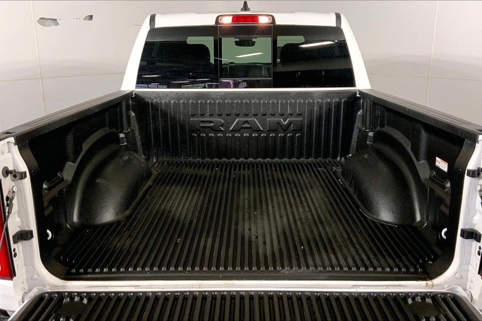 Used 2023 RAM 1500 Big Horn AWD/4WD image 4