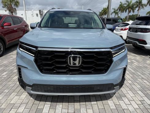 Used 2024 Honda Pilot Elite image 2