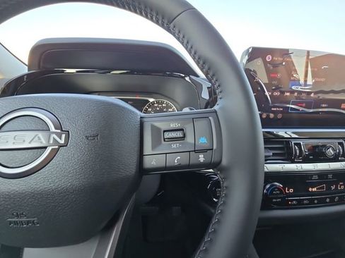 New 2026 Nissan Pathfinder SV image 12