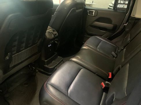 Used 2021 Jeep Wrangler Unlimited Rubicon AWD/4WD image 14