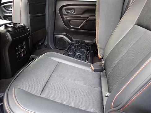Used 2021 Nissan Titan PRO-4X AWD/4WD image 10