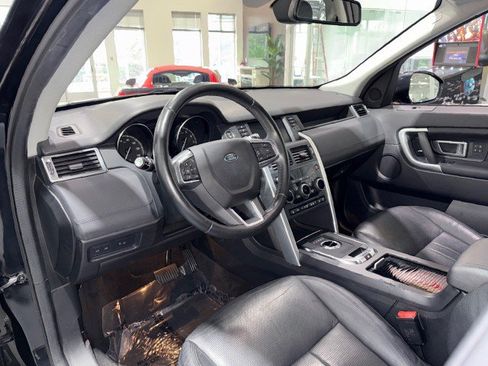 Used 2019 Land Rover Discovery Sport HSE AWD/4WD image 37