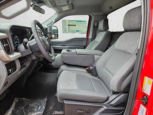 New 2026 Ford F450 XLT w/ 360-Degree Camera Package image 4