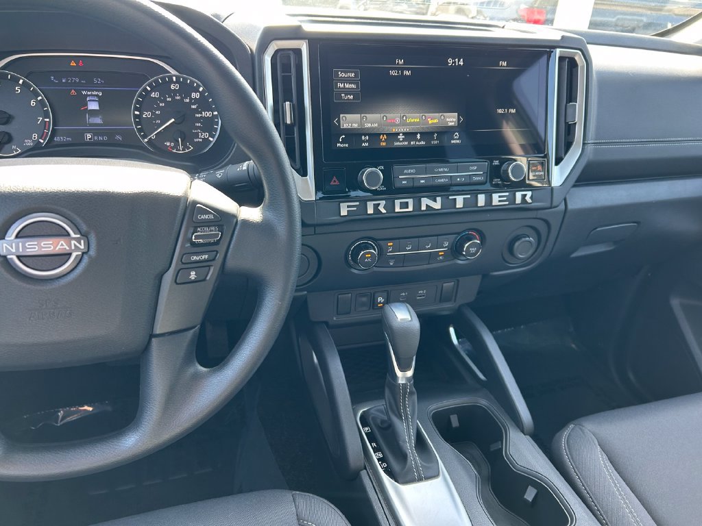 Used 2026 Nissan Frontier SV RWD image 14