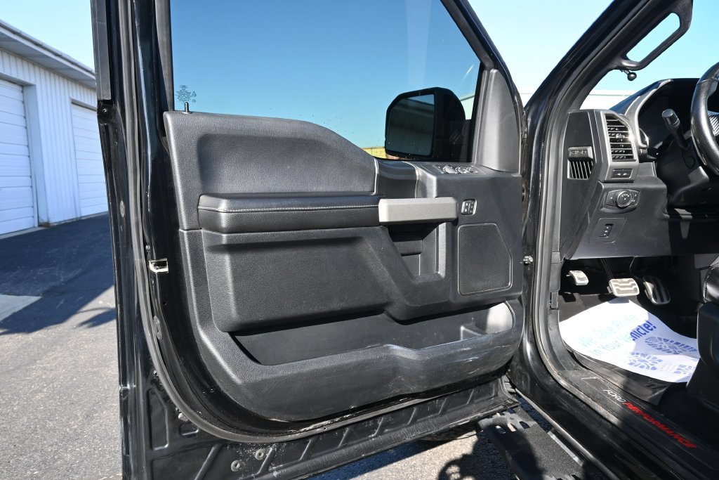 Used 2018 Ford F150 Raptor w/ Equipment Group 802A Luxury AWD/4WD image 29