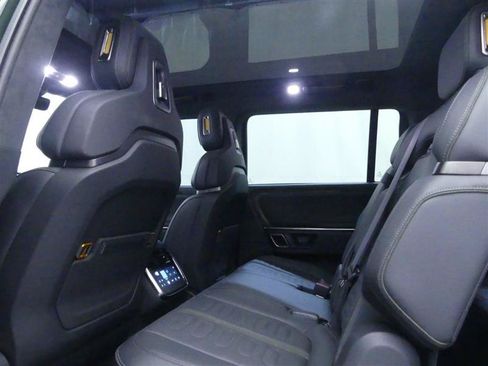Used 2023 Rivian R1S Adventure AWD/4WD image 26