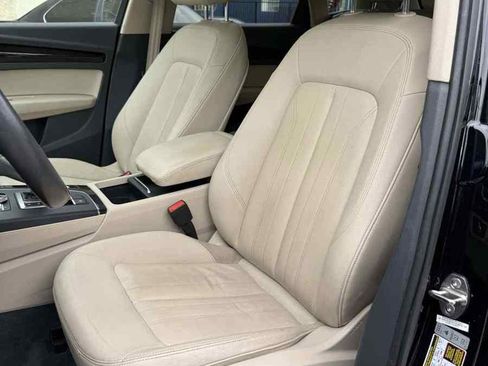 Used 2018 Audi Q5 2.0T Premium Plus w/ Premium Plus Package image 11