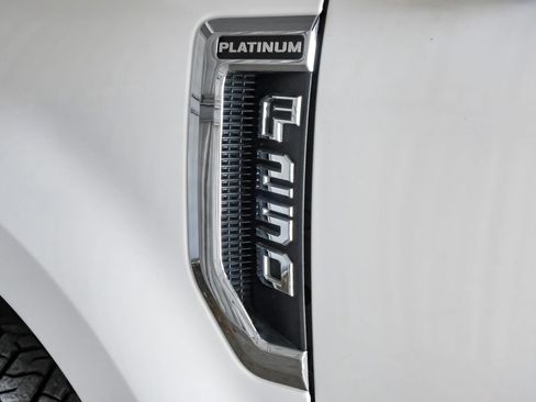 Used 2021 Ford F250 Platinum w/ FX4 Off-Road Package AWD/4WD image 54