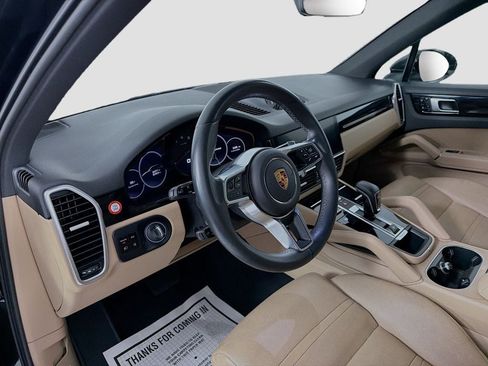 Certified 2019 Porsche Cayenne AWD/4WD image 4